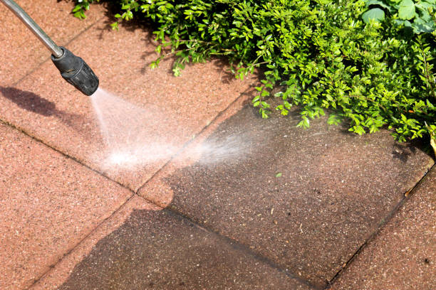 Pressure Washing Estimates in Pella, IA